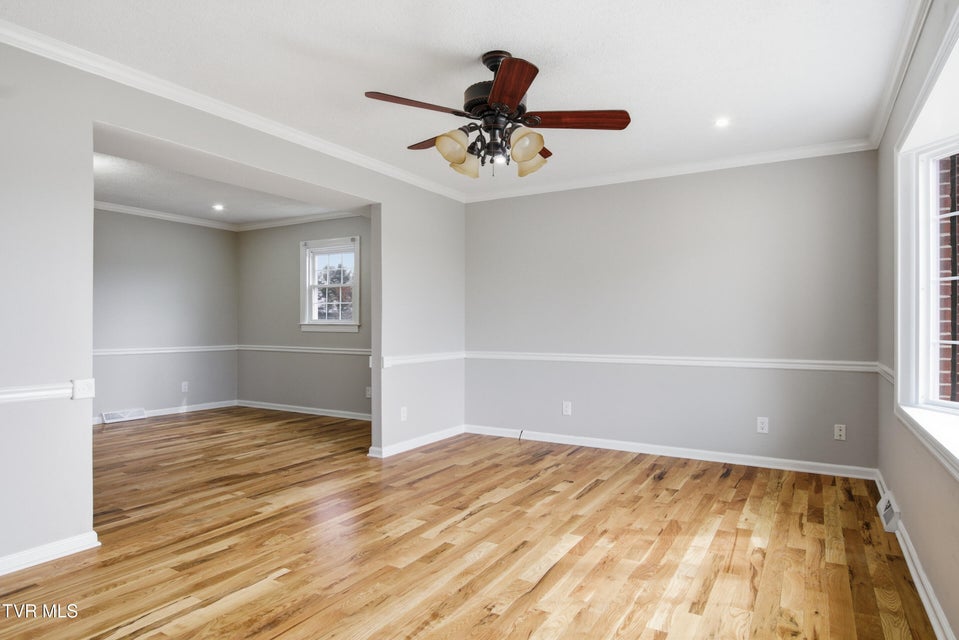 Photo #18: 1270 Crestview Drive