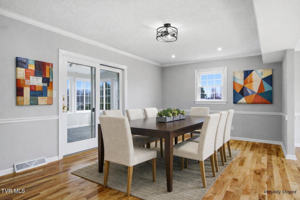 Photo #19: 1270 Crestview Drive