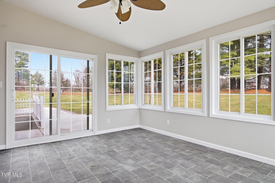 Photo #28: 1270 Crestview Drive