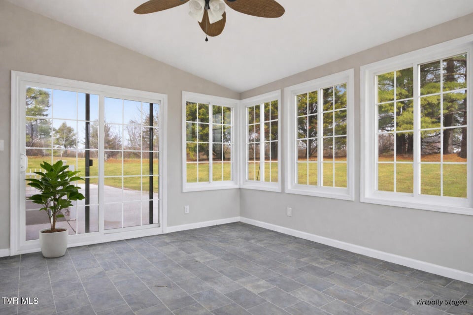 Photo #27: 1270 Crestview Drive