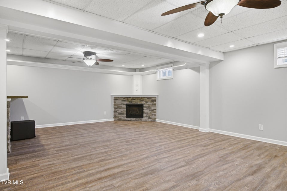 Photo #52: 1270 Crestview Drive