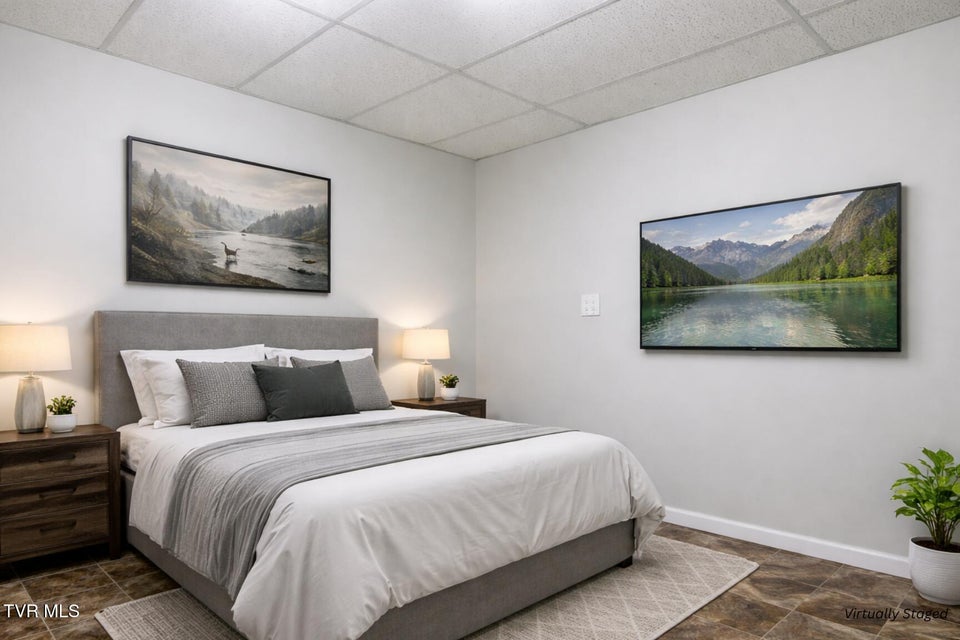 Photo #55: 1270 Crestview Drive