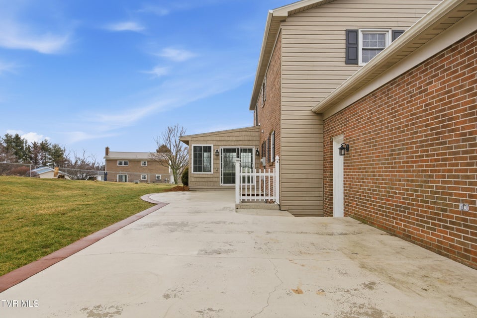 Photo #68: 1270 Crestview Drive