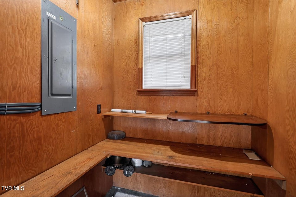 Photo #28: 42 Hurt Avenue