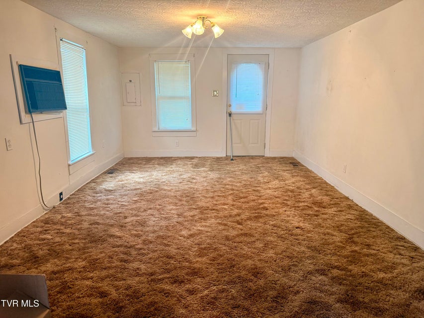 Photo #11: 5821 Orebank Road