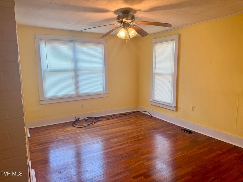 Photo #12: 5821 Orebank Road