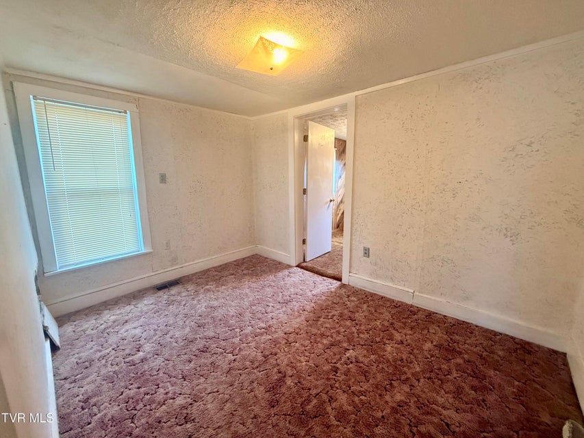 Photo #14: 5821 Orebank Road