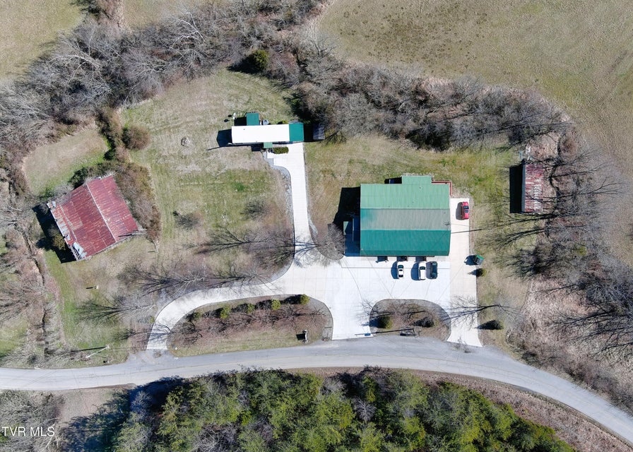 Photo #10: 620 Lovers Lane