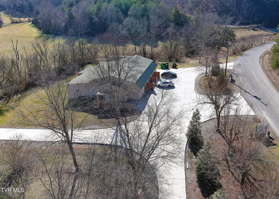 Photo #12: 620 Lovers Lane