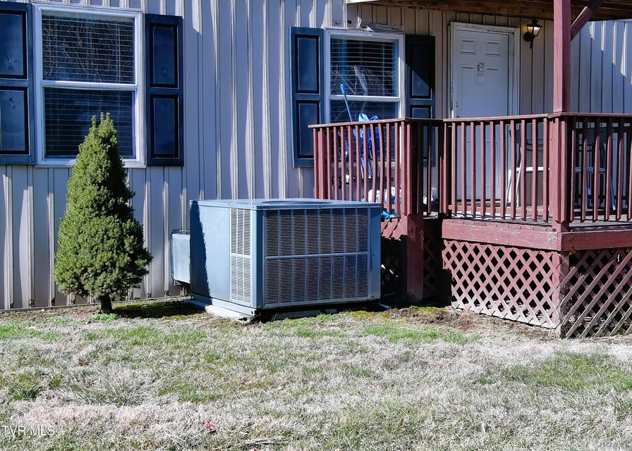 Photo #20: 620 Lovers Lane