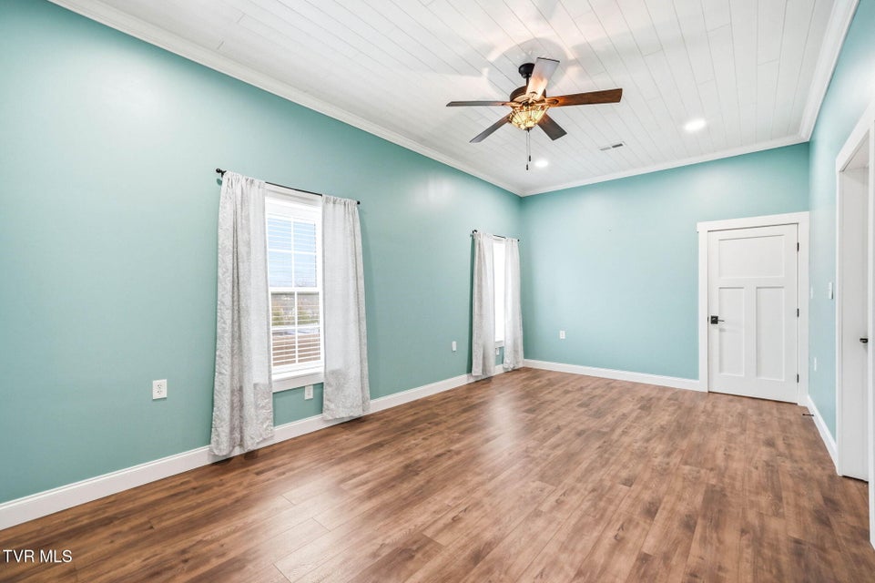 Photo #46: 442 Grovemont Place