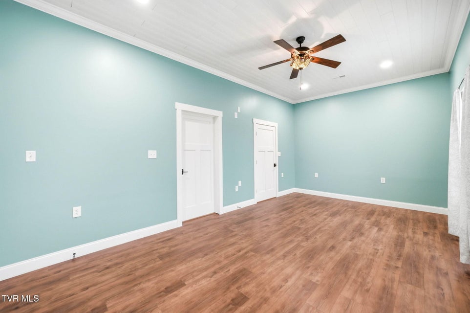 Photo #47: 442 Grovemont Place