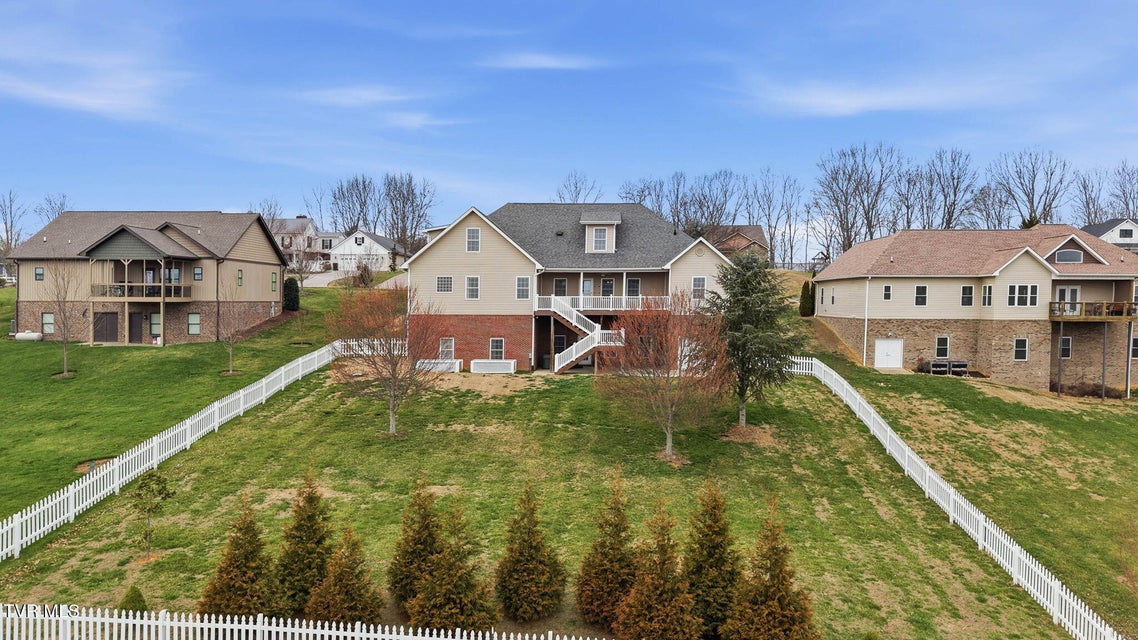 Photo #63: 442 Grovemont Place