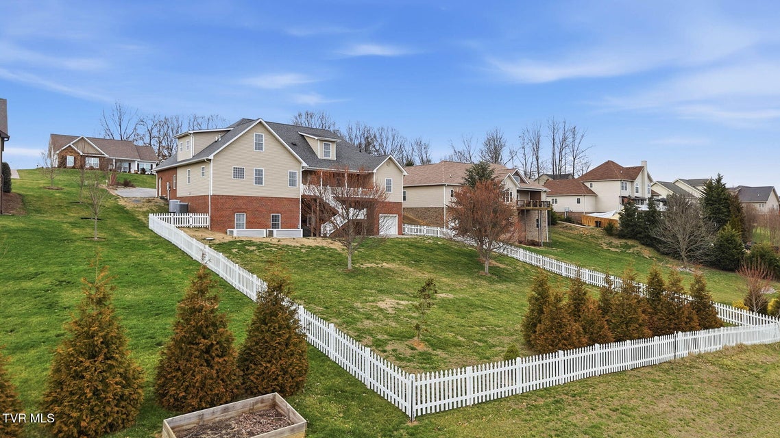 Photo #64: 442 Grovemont Place