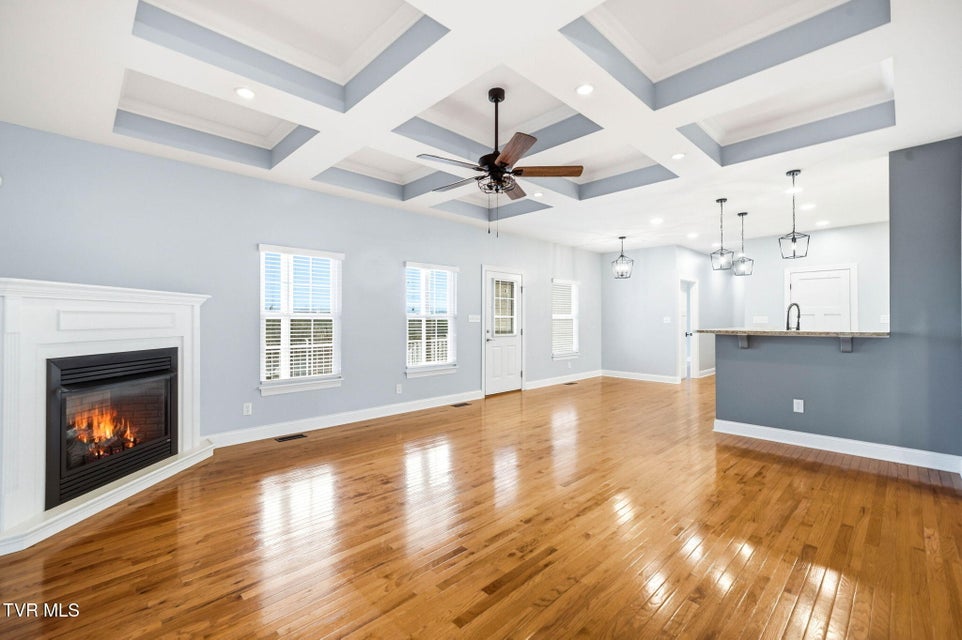 Photo #9: 442 Grovemont Place