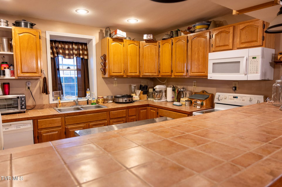 Photo #34: 5380 Laurel Fork Road