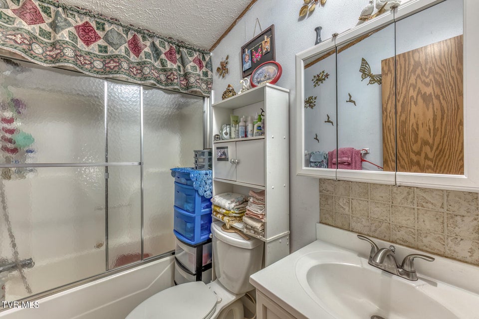 Photo #18: 184 Kiser Circle