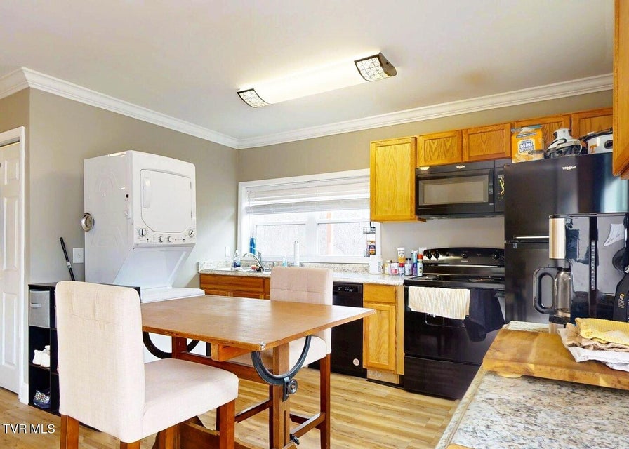 Photo #24: 620 Lovers Lane