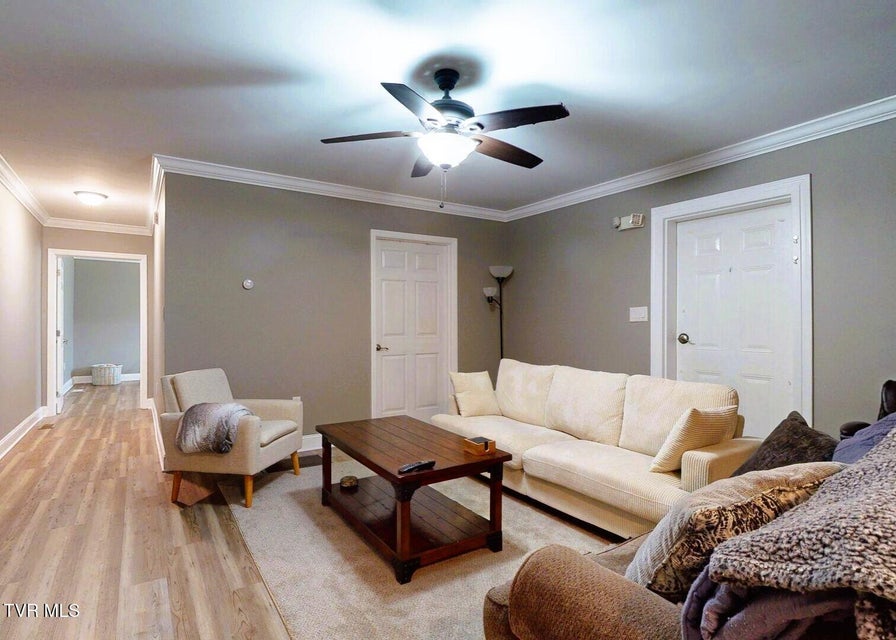 Photo #26: 620 Lovers Lane