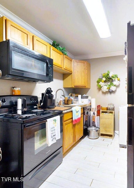 Photo #40: 620 Lovers Lane