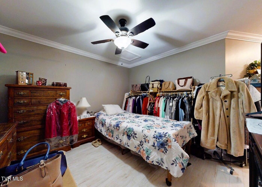 Photo #42: 620 Lovers Lane