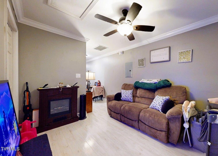 Photo #50: 620 Lovers Lane