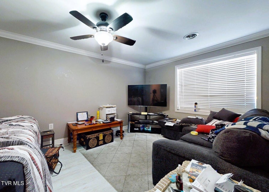 Photo #51: 620 Lovers Lane