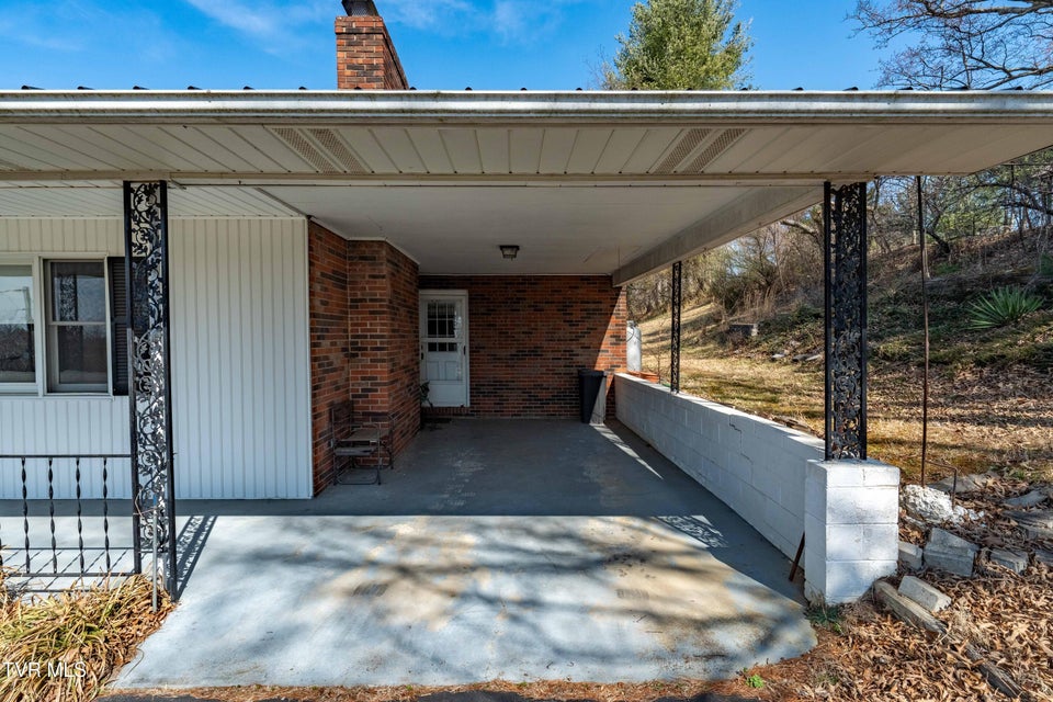 Photo #13: 180 Huntland Road