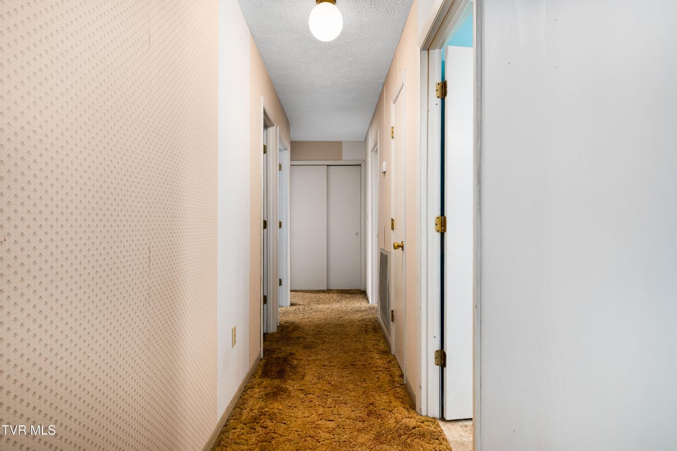 Photo #42: 180 Huntland Road