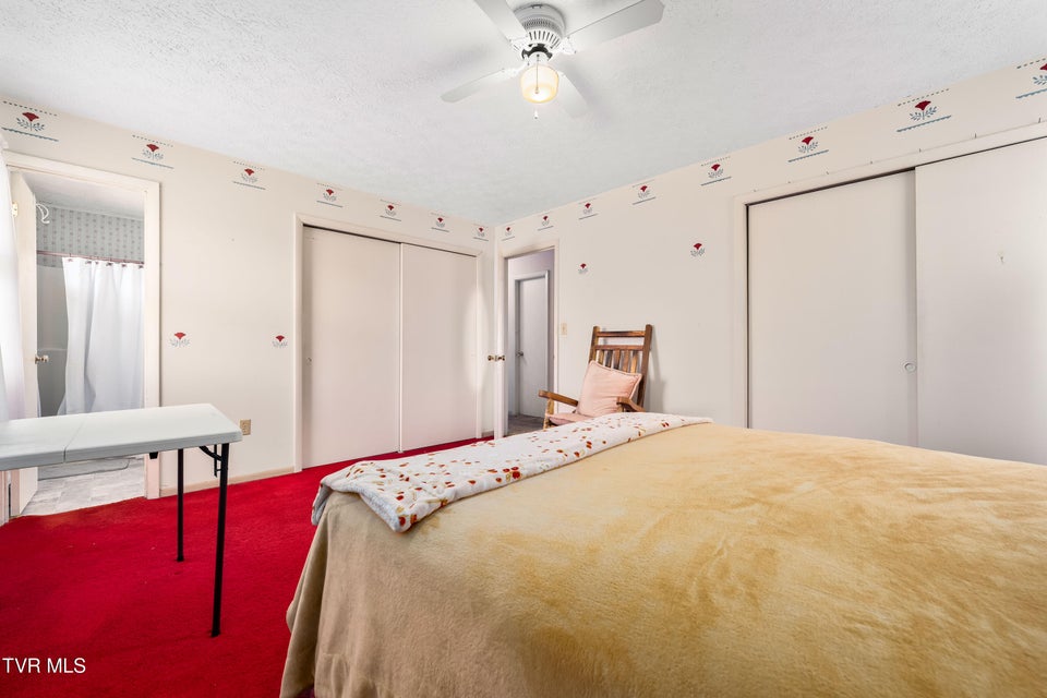 Photo #48: 180 Huntland Road