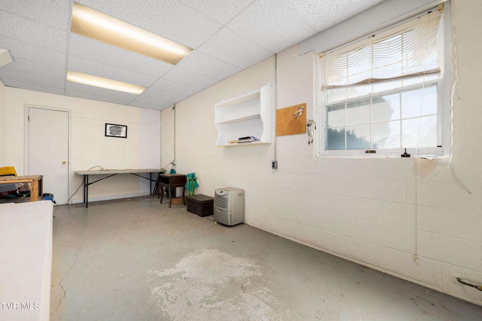 Photo #55: 180 Huntland Road