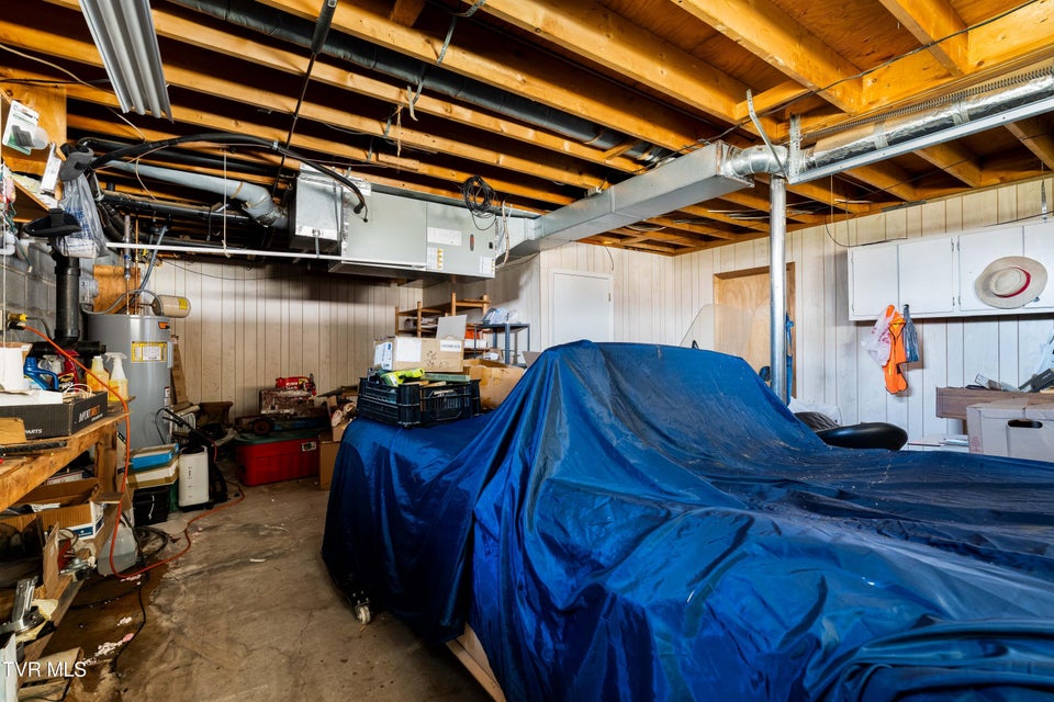 Photo #57: 180 Huntland Road