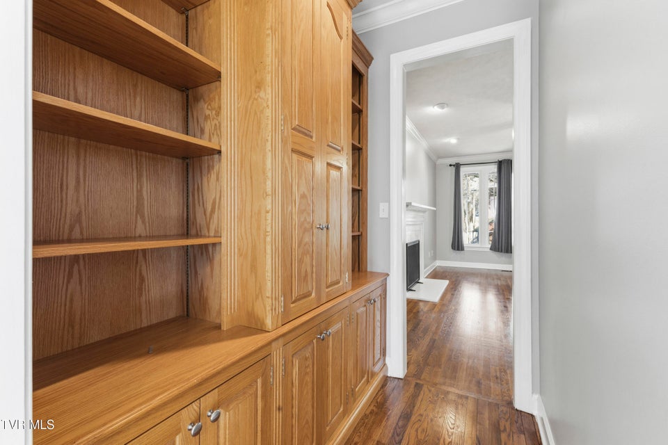 Photo #23: 1054 Colonial Drive