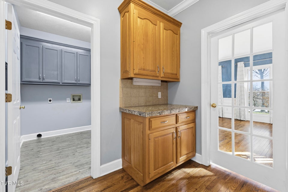 Photo #25: 1054 Colonial Drive