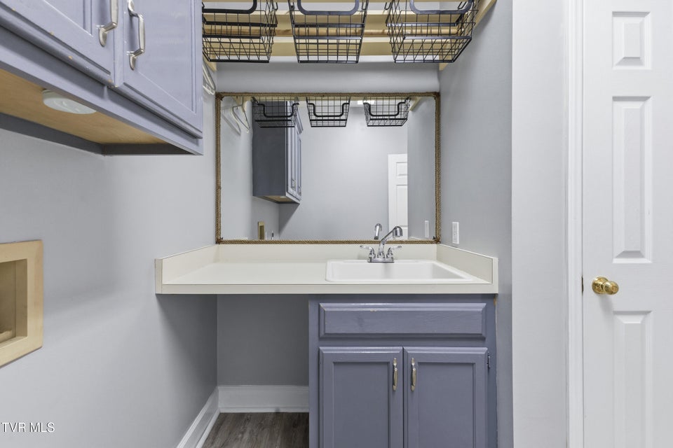 Photo #27: 1054 Colonial Drive