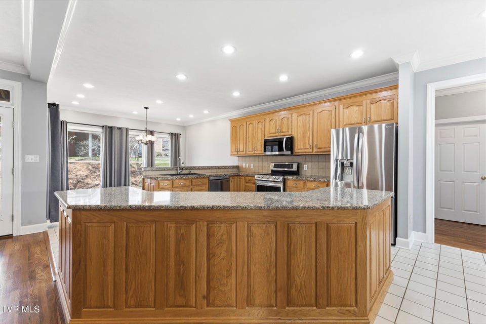 Photo #29: 1054 Colonial Drive