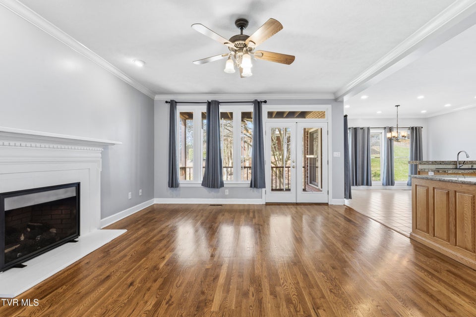 Photo #37: 1054 Colonial Drive