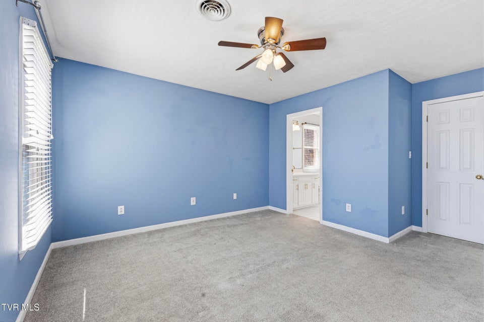 Photo #43: 1054 Colonial Drive