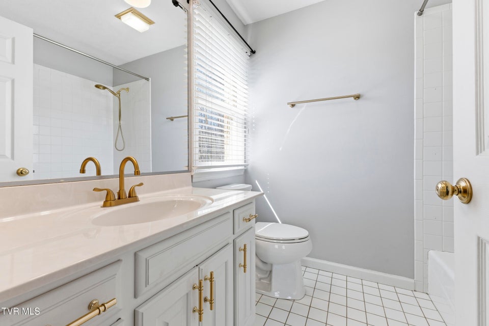 Photo #44: 1054 Colonial Drive