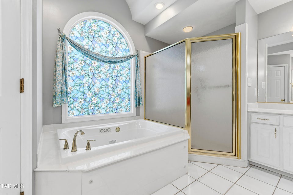 Photo #51: 1054 Colonial Drive