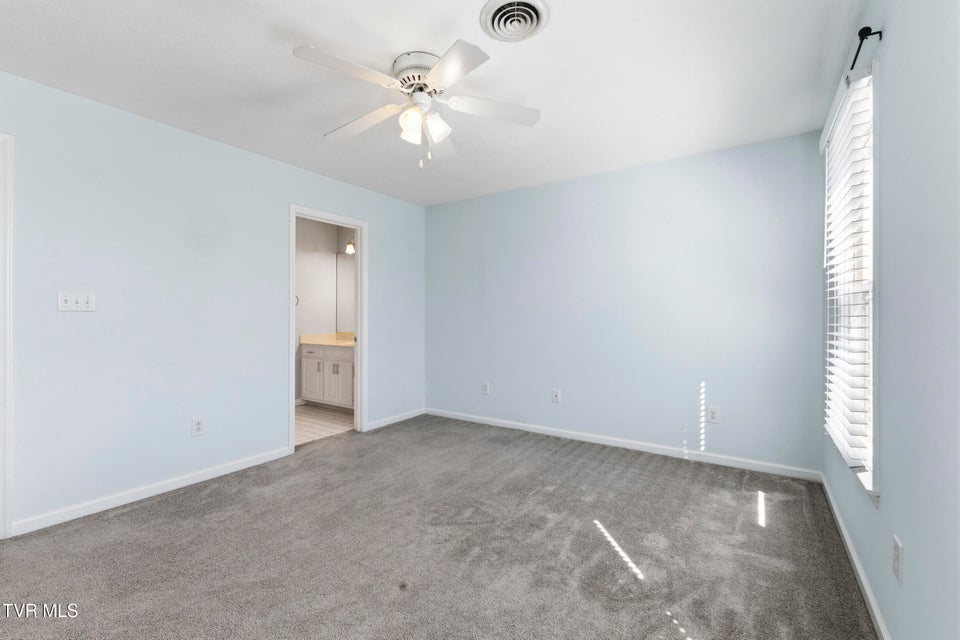 Photo #55: 1054 Colonial Drive