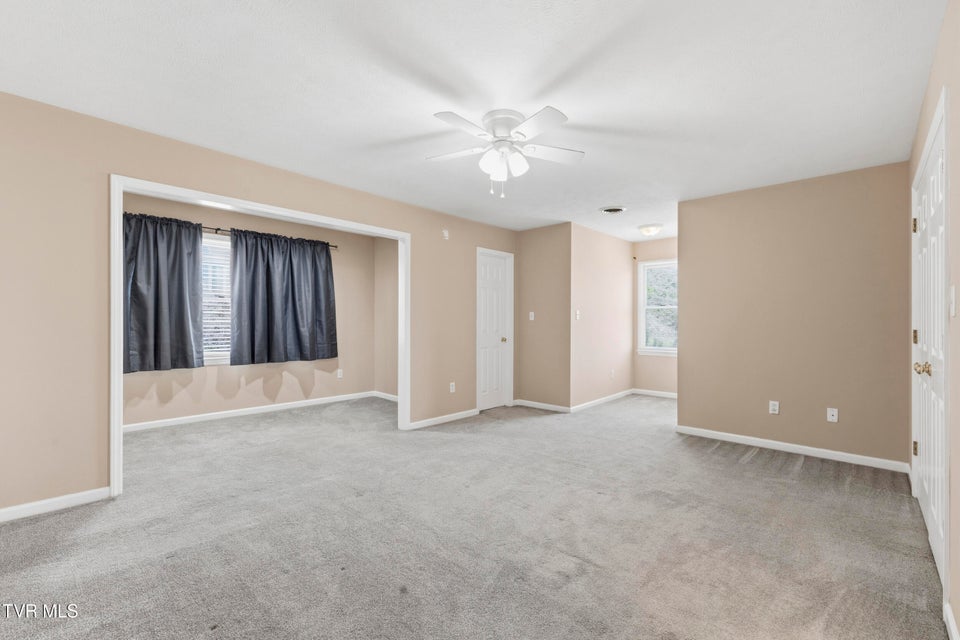 Photo #59: 1054 Colonial Drive