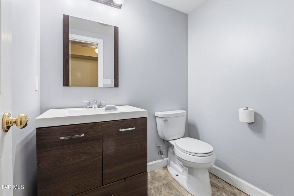 Photo #66: 1054 Colonial Drive