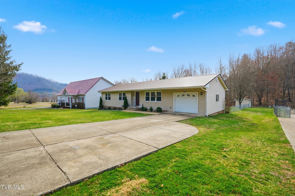 Photo #3: 413 Fraley Avenue