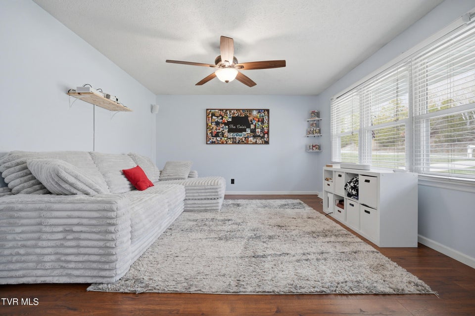 Photo #8: 413 Fraley Avenue