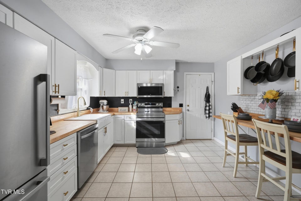 Photo #13: 413 Fraley Avenue