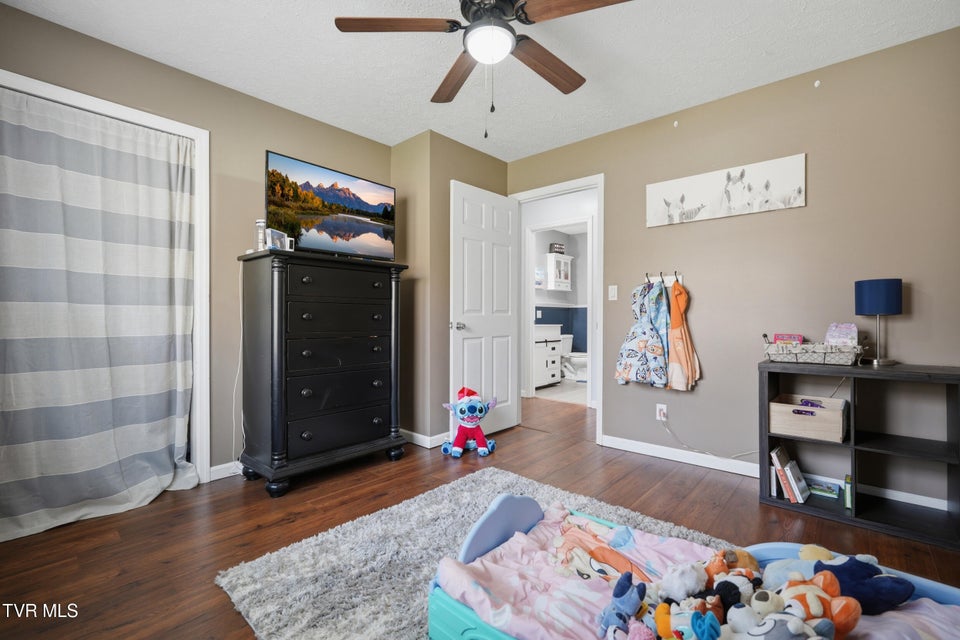 Photo #26: 413 Fraley Avenue