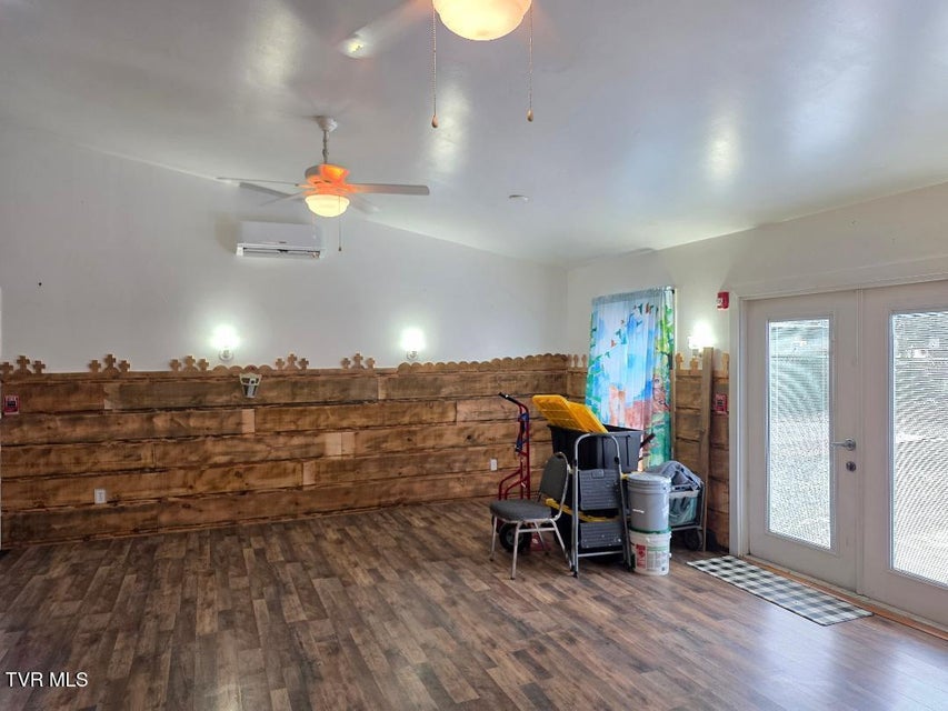 Photo #6: 122 Main Street