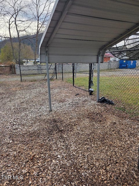 Photo #15: 122 Main Street