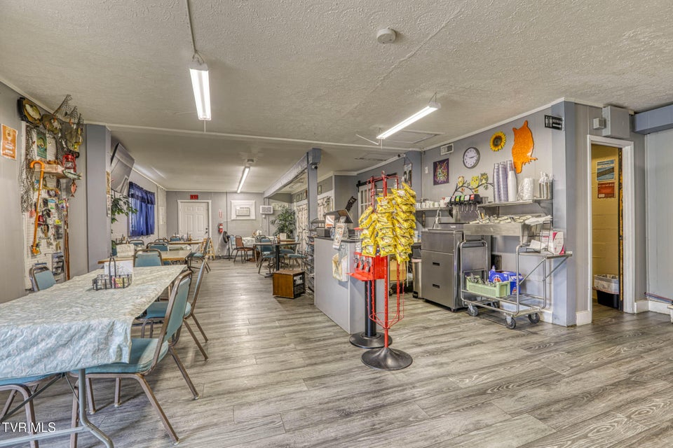 Photo #4: 2123 Highway 70n 